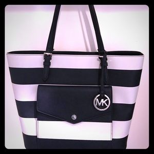 Michael Kors purse!
